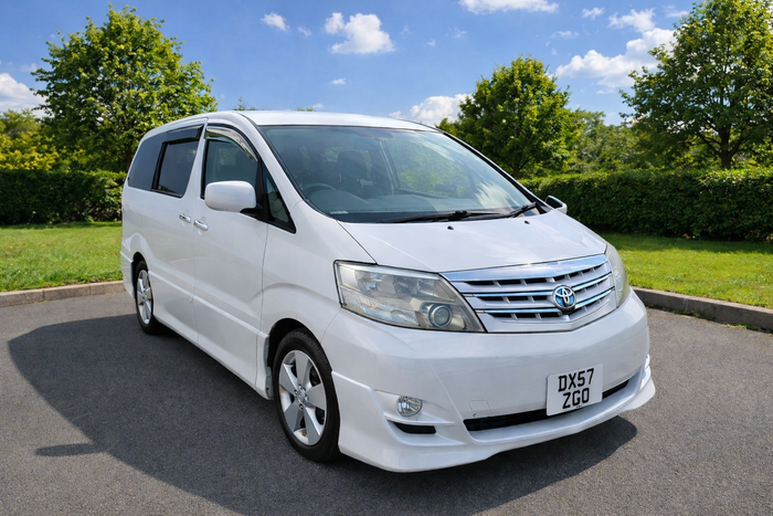 Toyota alphard V 2.4l 7 seater MPV - car