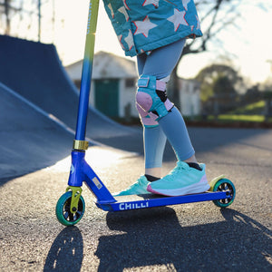 Chilli Base Jumpstart Stunt Scooter: Blue/Yellow