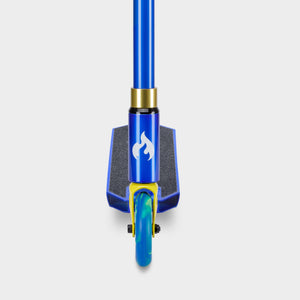 Chilli Base S Jumpstart Stunt Scooter: Blue/Yellow