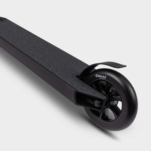 Chilli Beast V2 Stunt Scooter: Black Neochrome