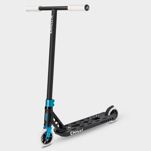 Chilli Ventus Stunt Scooter: Black/White