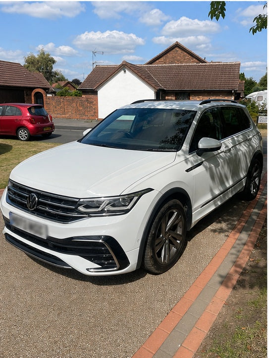 2023 Volkswagen Tiguan 2.0 TDI R-Line Edition DSG Auto – 17,552 Miles