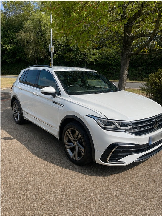 2023 Volkswagen Tiguan 2.0 TDI R-Line Edition DSG Auto – 17,552 Miles