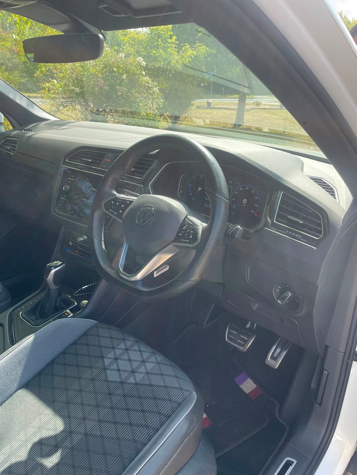 2023 Volkswagen Tiguan 2.0 TDI R-Line Edition DSG Auto – 17,552 Miles